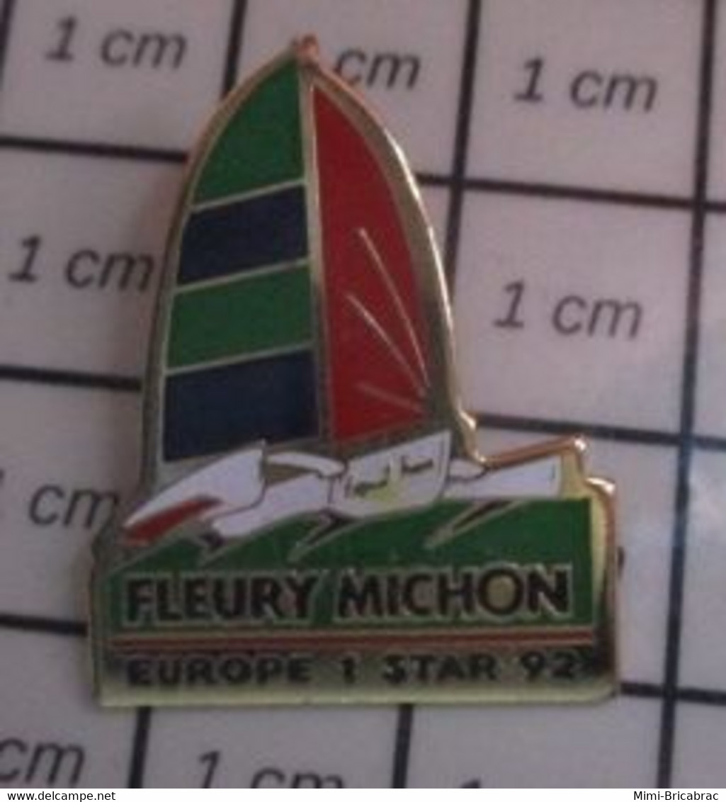 414b Pin's Pins / Beau Et Rare / SPORTS / VOILE VOILIER COURSE OCEANIQUE FLEURY MICHON EUROPE N°1 STAR 92 - Voile