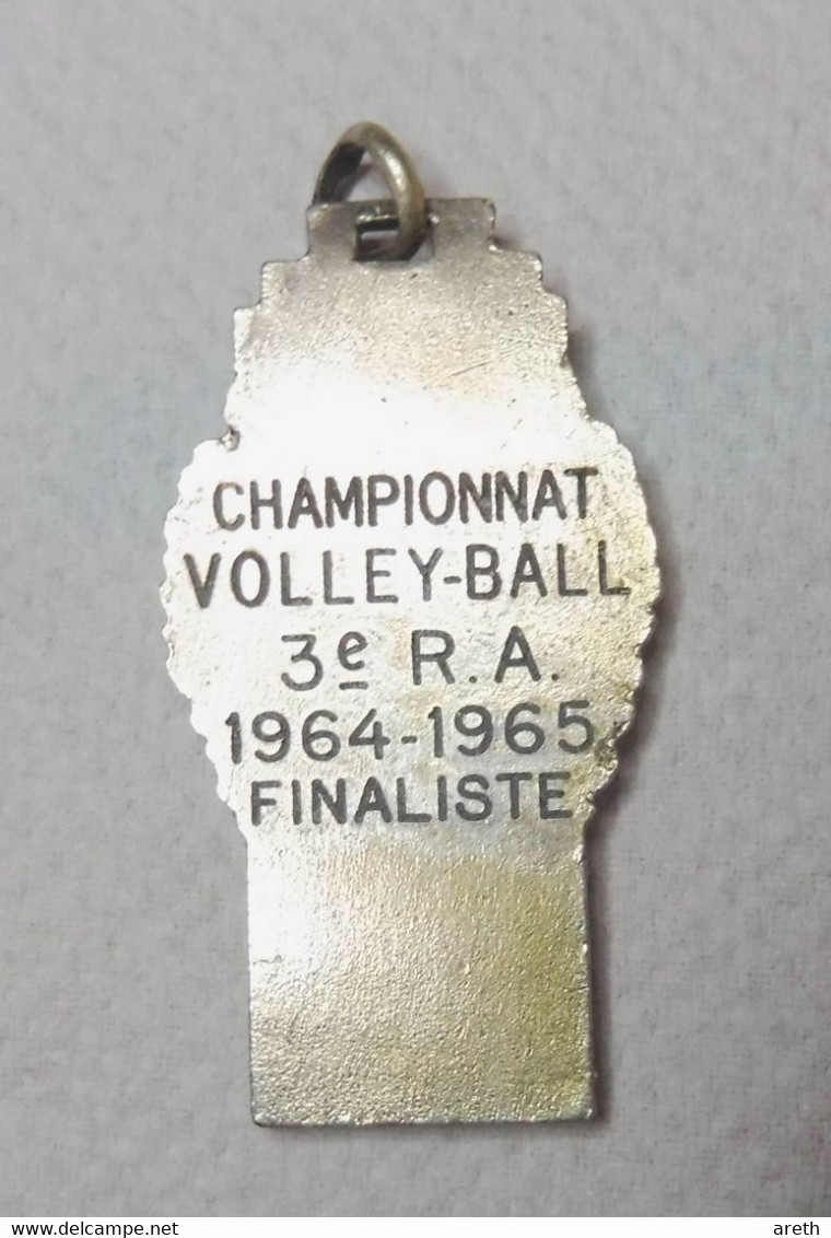 Médaille Championnat  VOLLEY-BALL  3ème R.A. 1964-1965 Finaliste - Volleyball