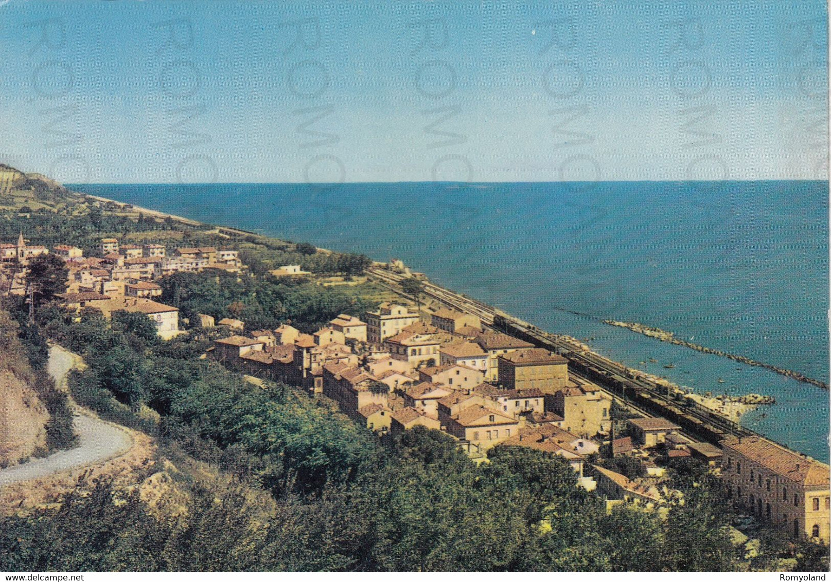 CARTOLINA  PEDASO,FERMO,MARCHE-PANORAMA-SPIAGGIA,MARE,SOLE,ESTATE,VACANZA,LUNGOMARE,BARCHE A VELA,VIAGGIATA 1964 - Fermo