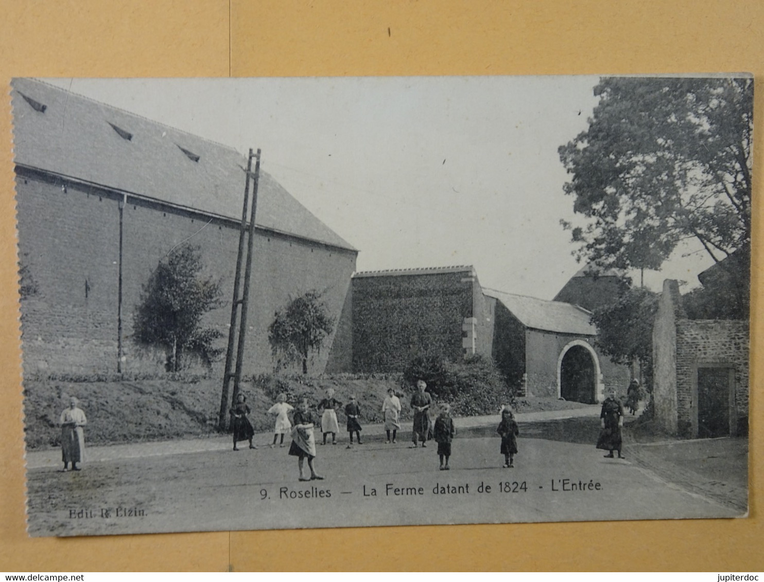 Roselies La Ferme Datant De 1824 L'Entrée - Aiseau-Presles