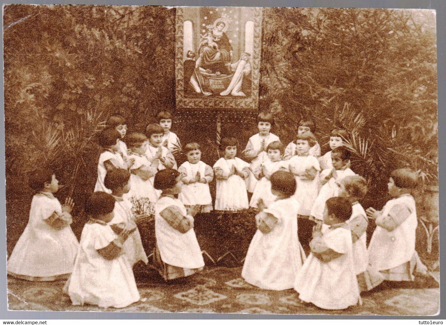 POMPEI - SANTUARIO ED ORFANOTROFIO - ANNI 50 - LE ORFANELLE IN PREGHIERA SOTTO IL QUADRO DELLA  MADONNA DEL ROSARIO - Luoghi Santi