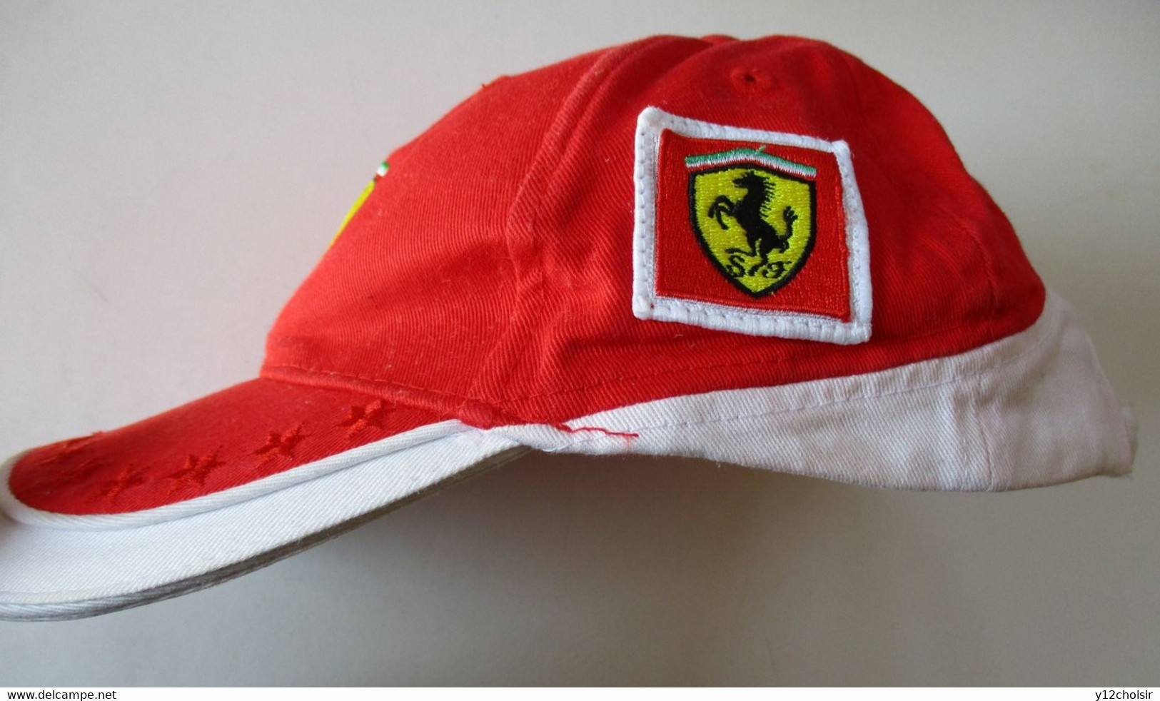 BELLE CASQUETTE FERRARI ITALIE