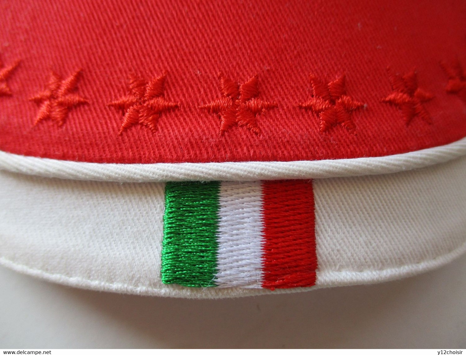 BELLE CASQUETTE FERRARI ITALIE