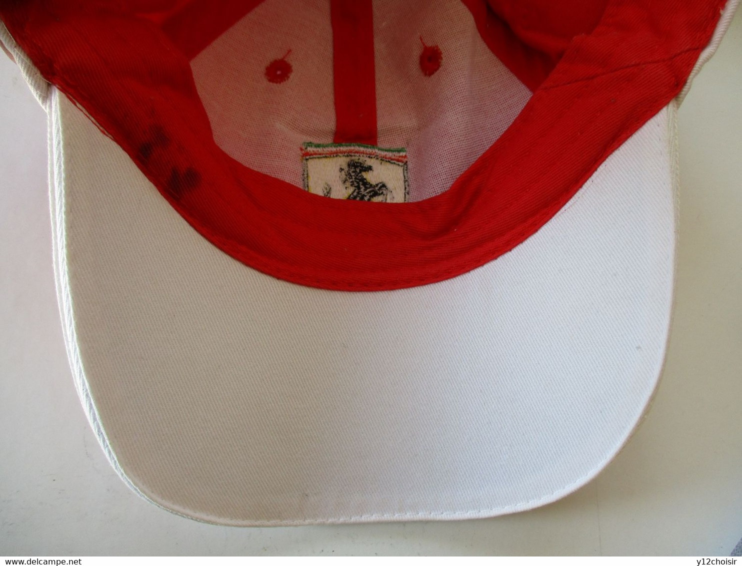 BELLE CASQUETTE FERRARI ITALIE