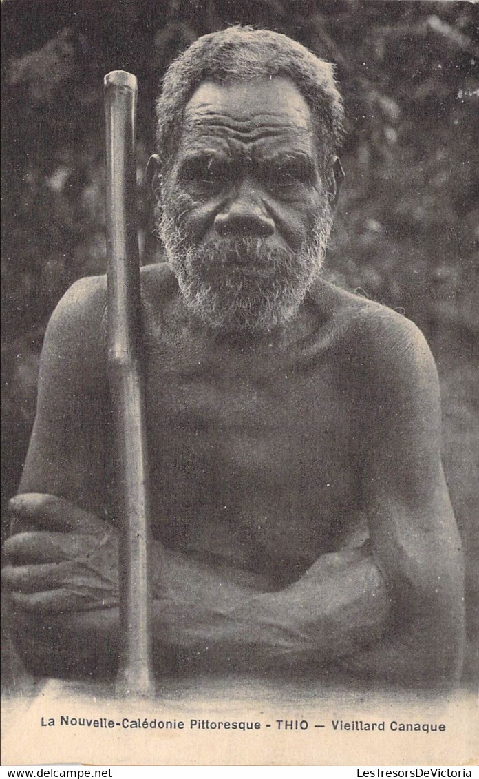 La Nouvelle Calédonie Pittoresque - Thio - Vieillard Canaque - Edit. Vve G. De Béchade - Carte Postale Ancienne - New Caledonia