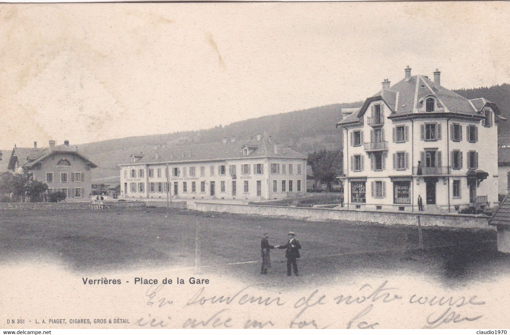 SVIZZERA -  CARTOLINA - VERRIèRES - PLACE DE LA GARE -  VIAGGIATA PER BUTTES - 1903 - Buttes 