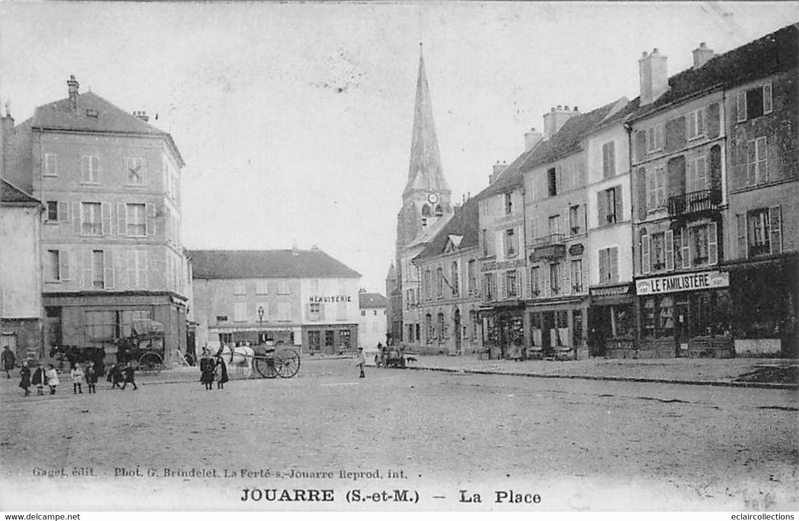 Jouarre              77         La Place . Familistère     -  1  -     (voir Scan) - Autres & Non Classés