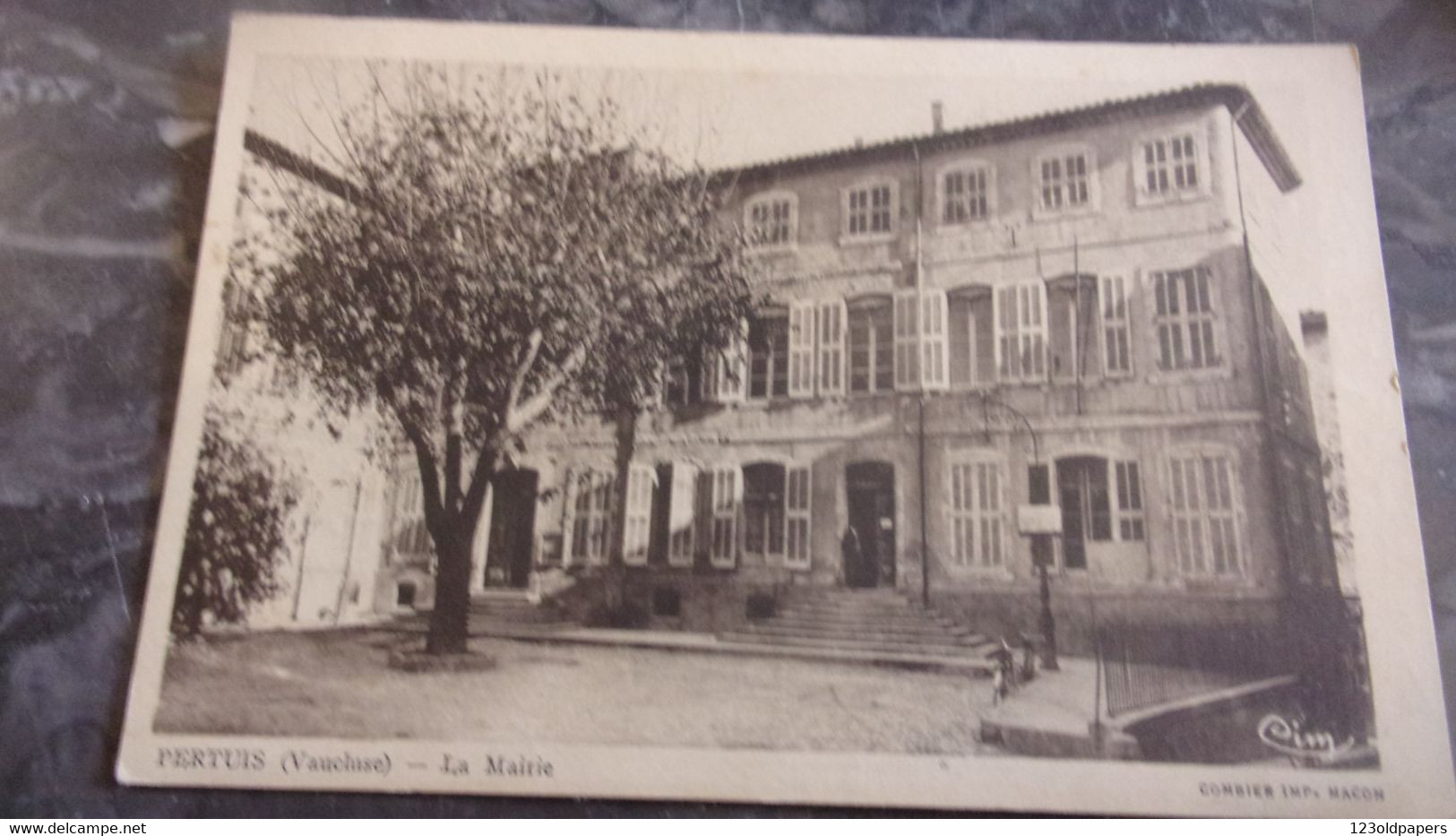 84 VAUCLUSE PERTUIS LA MAIRIE  1944 - Pertuis