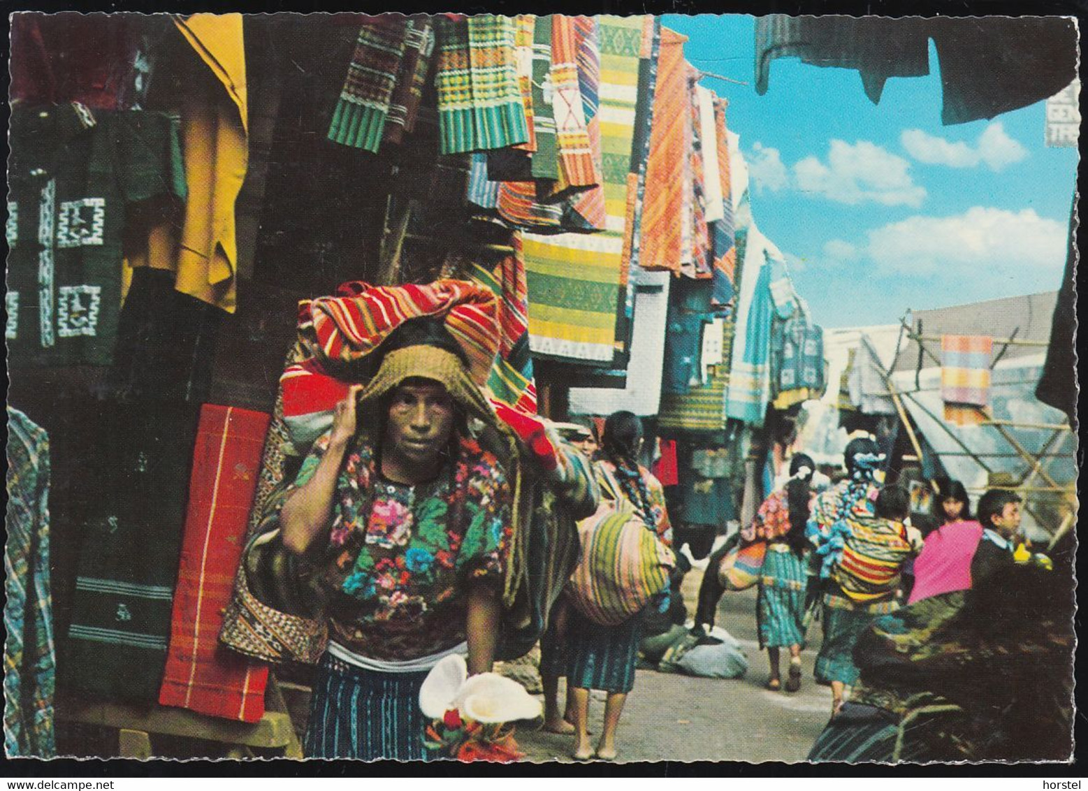 Guatemala - Market - Working Native Indians - Guatemala