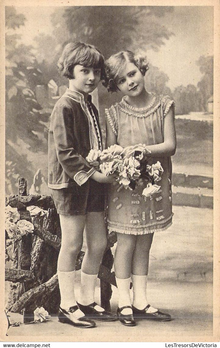 Fantaisie - Enfants - Fleur - Robe - Short - Carte Postale Ancienne - Autres & Non Classés