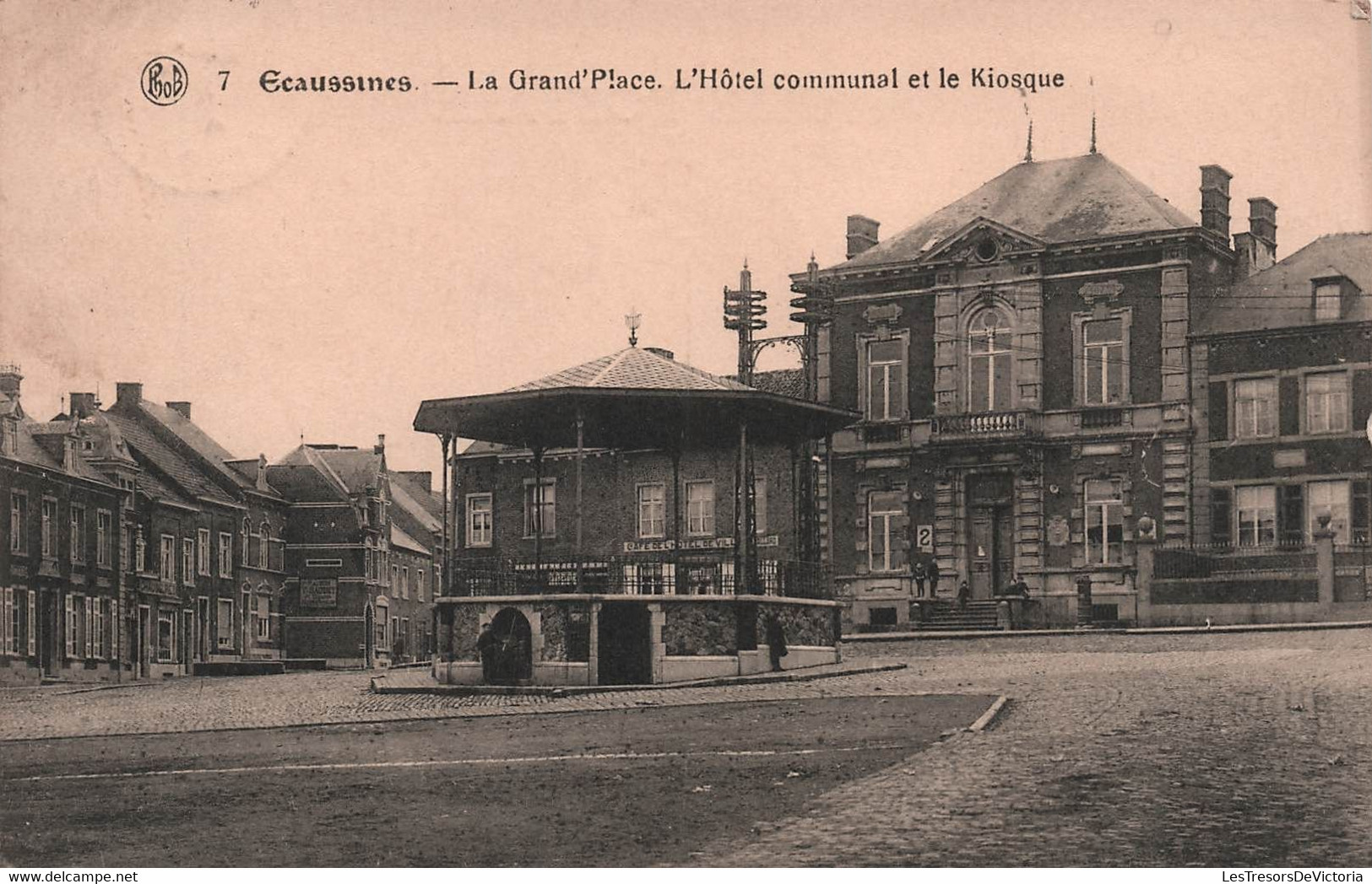 BELGIQUE - Ecaussines - Grand Place - L'hotel Communal Et Le Kiosque - Carte Postale Ancienne - - Ecaussinnes