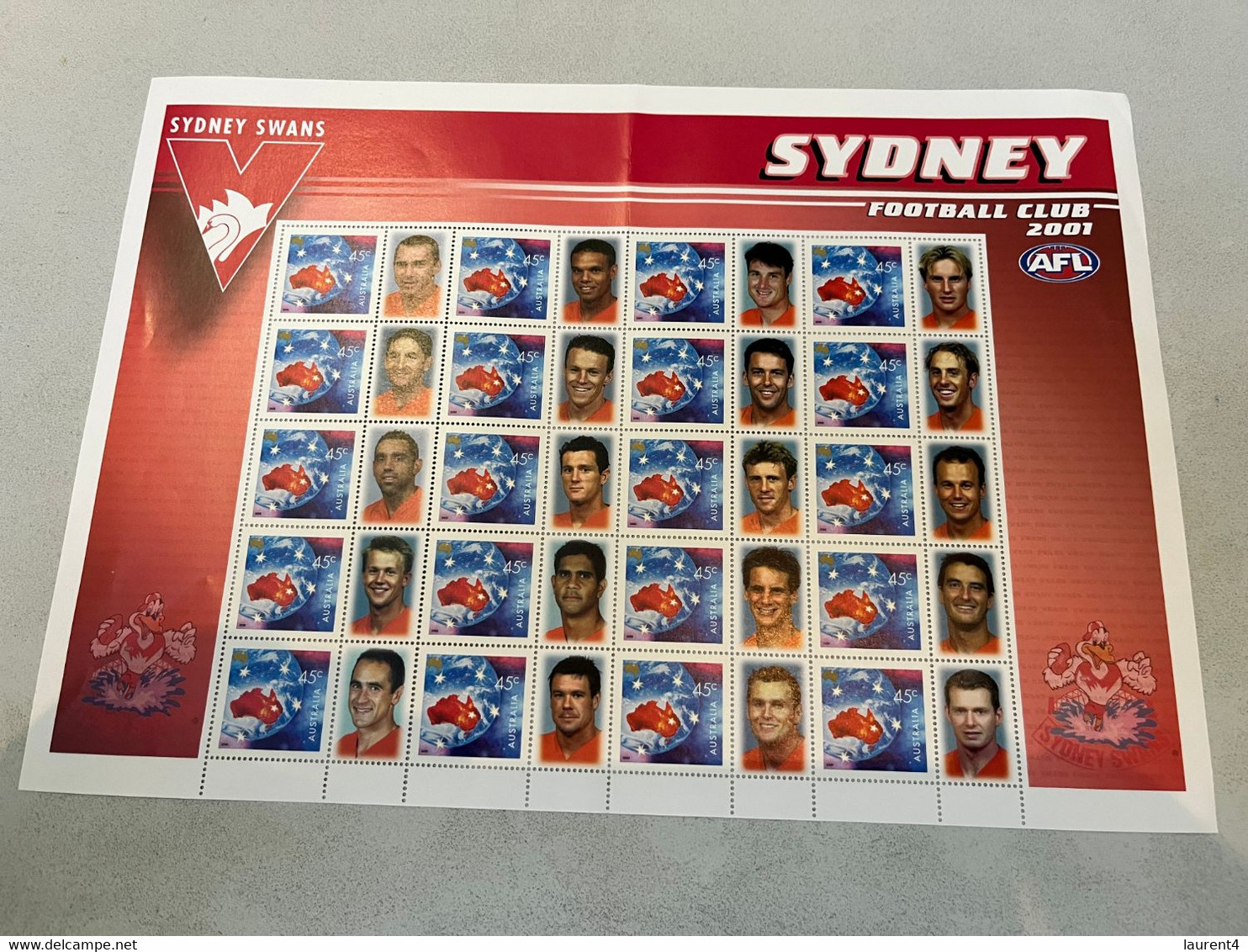 (1 P 34 B) Australia (mint Mini-sheet) - Sydey Swan Football Club 2001 (28 X 21 Cm) - Ganze Bögen & Platten