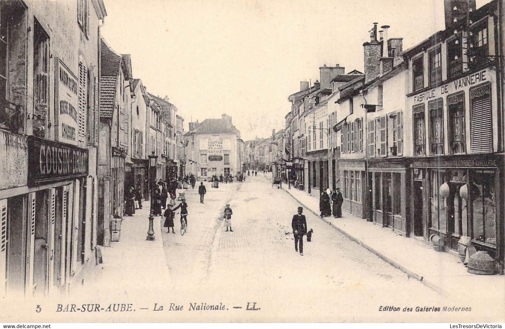 FRANCE - 10 - Bar-Sur-Aube - La Rue Nationale - Animée - Carte Postale Ancienne - Bar-sur-Aube