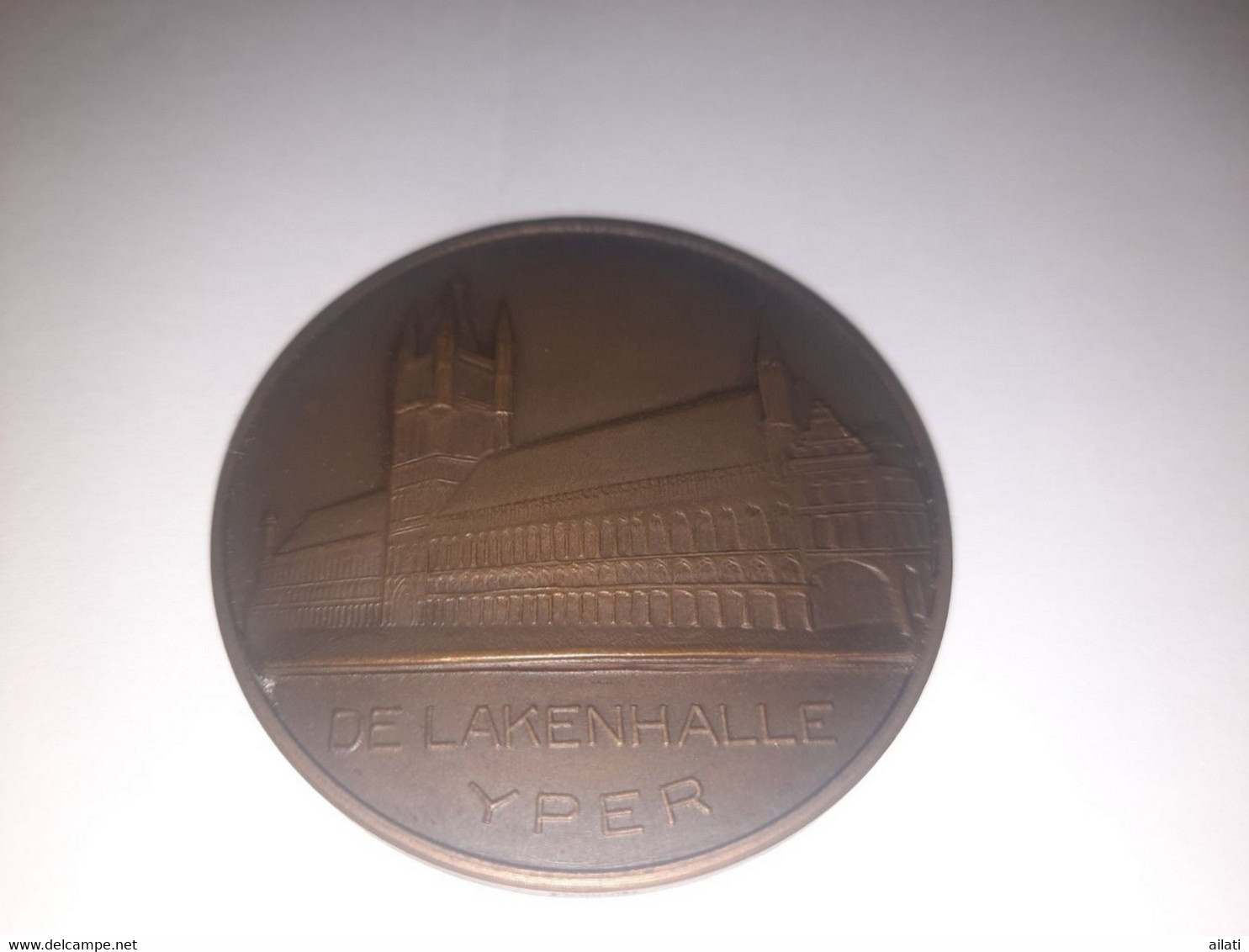 Médaille Belges De Lakenhalle Yser - Professionals / Firms
