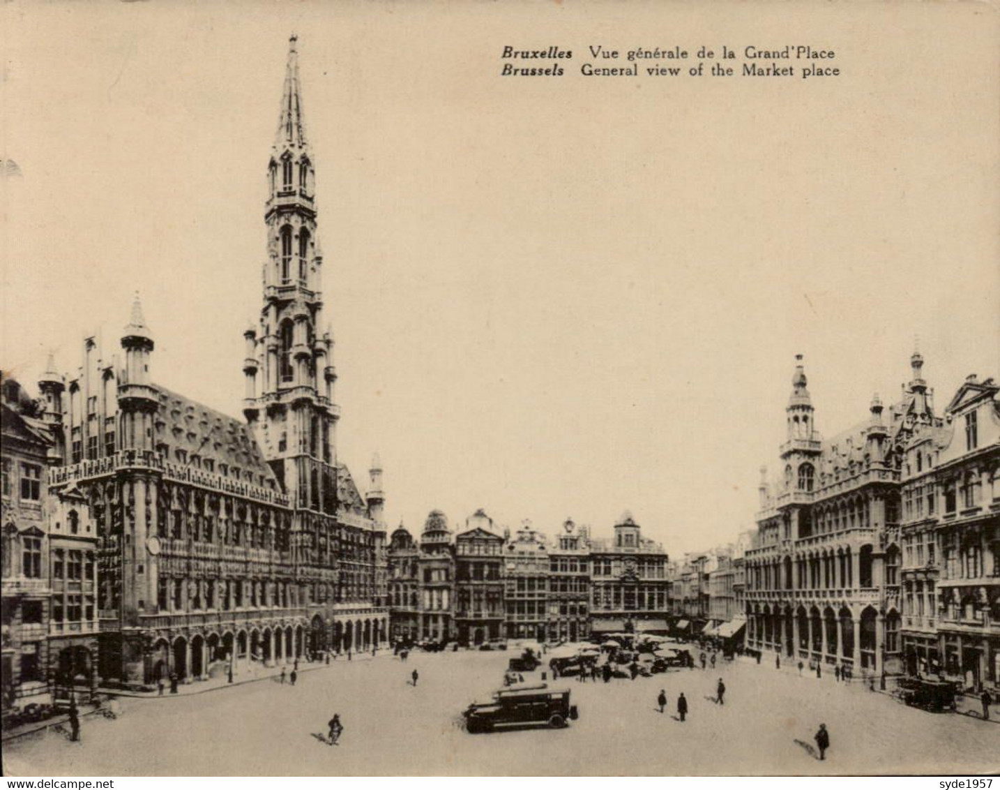 Bruxelles, Carte Grand Format 18/14 - Vue Générale De La Grand Place, Animée :marché, Ancienne Voiture,.... - Places, Squares