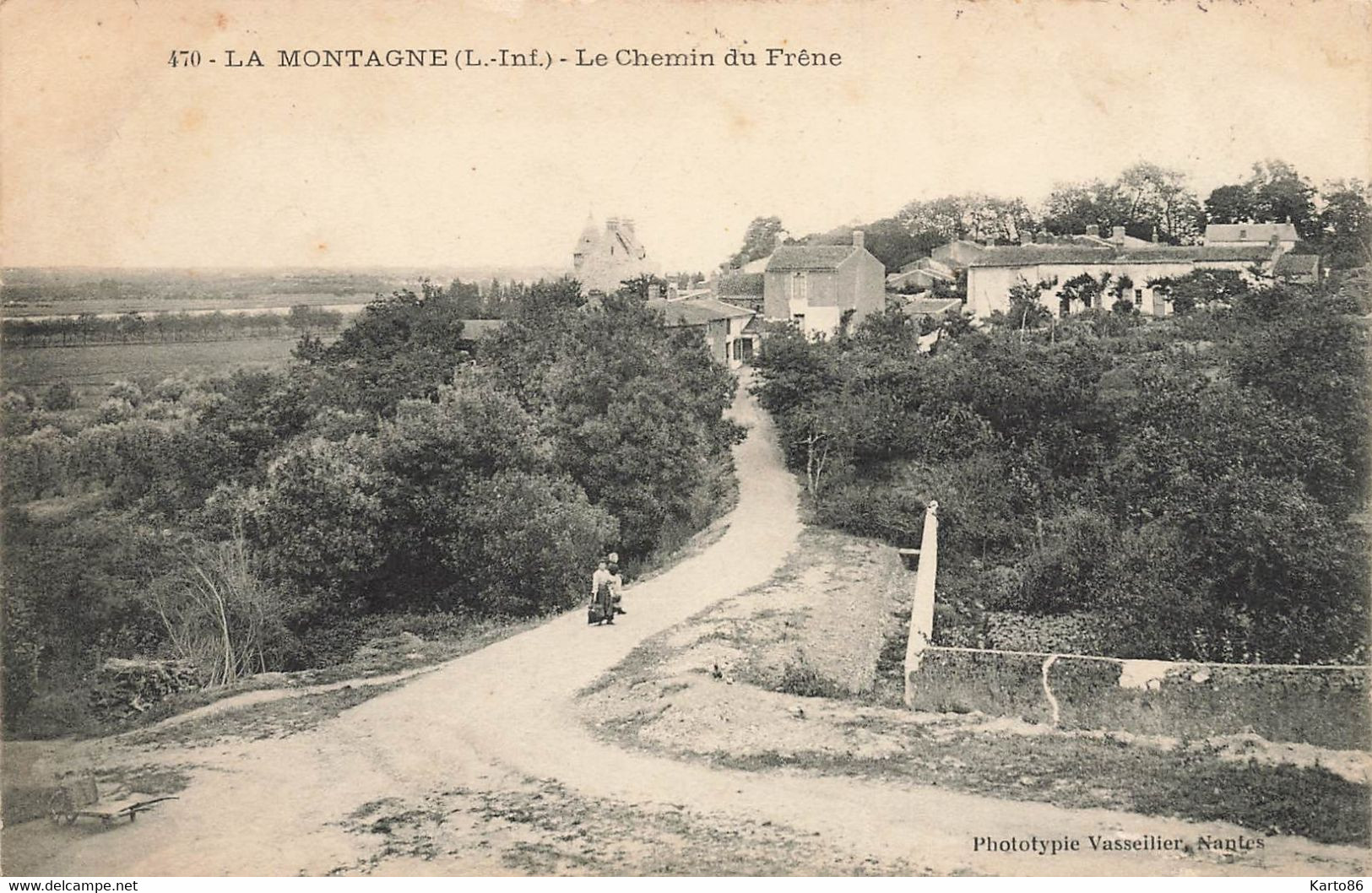 La Montagne * Le Chemin Du Frêne - La Montagne