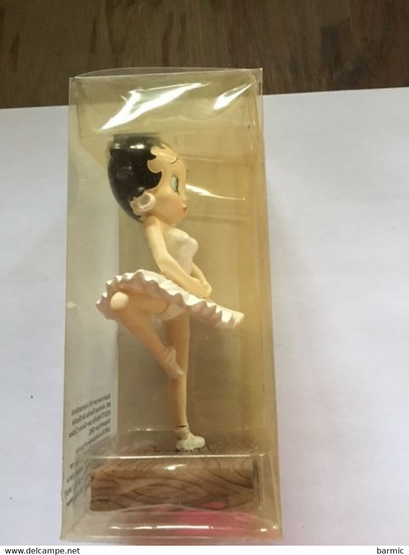 FIGURINE BETTY BOOP,  DANSEUSE CLASSIQUE  N°12  AVEC SON LIVRET DE 18 PAGES REF 6065 - Altri & Non Classificati