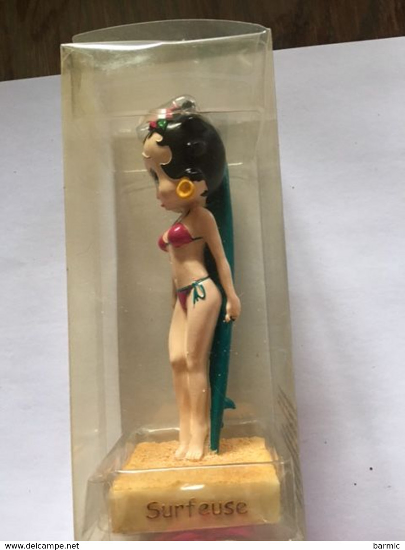 FIGURINE BETTY BOOP, SURFEUSE N°19  AVEC SON LIVRET DE 18 PAGES REF 6072 - Autres & Non Classés