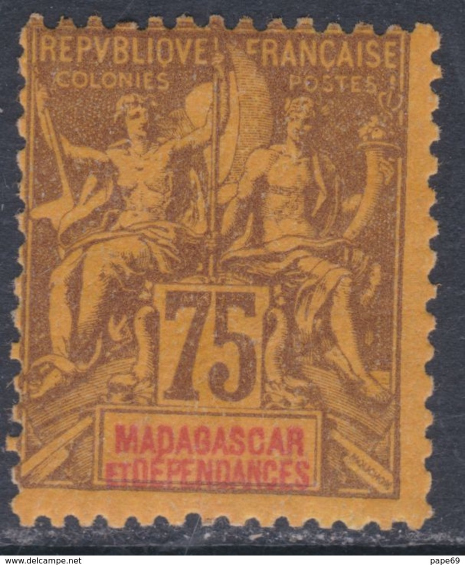 Madagascar N°  39 X Type Groupe : 75 C. Violet Sur Jaune Trace De  Charnière Sinon TB - Neufs