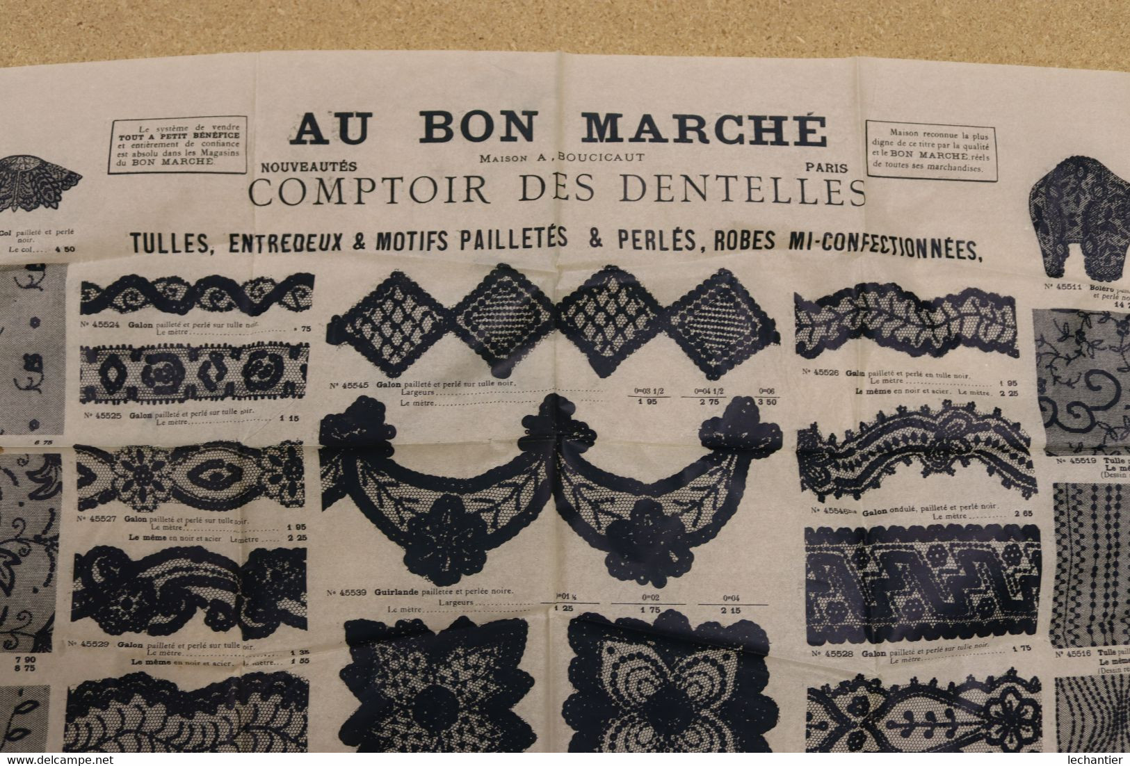 Au Bon Marché 2 très belles affiches comptoir des dentelles, tulles entredeux sur papier soie TBE