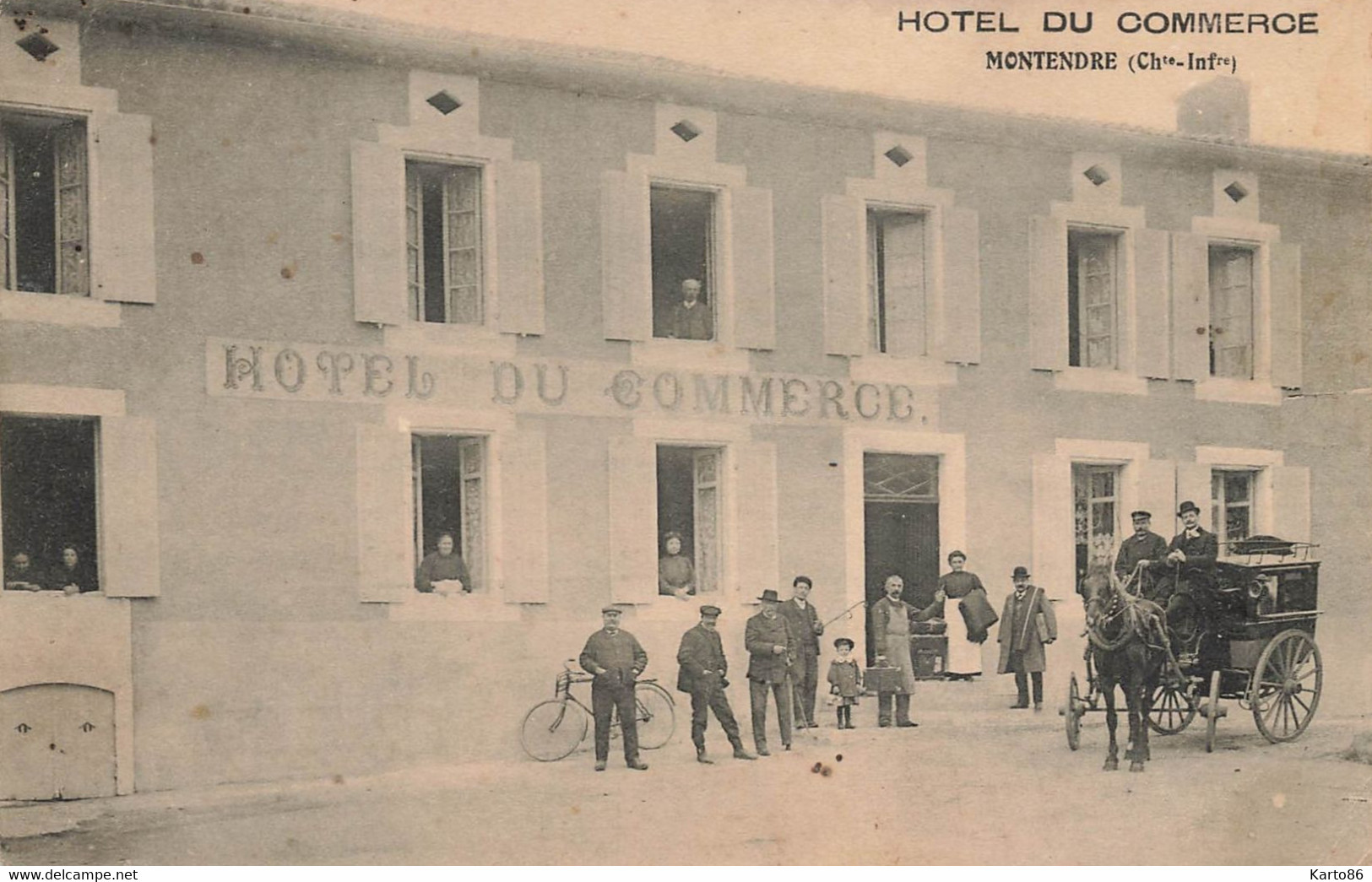 Montendre * Hôtel Du Commerce * Attelage Diligence * Villageois Commerce - Montendre