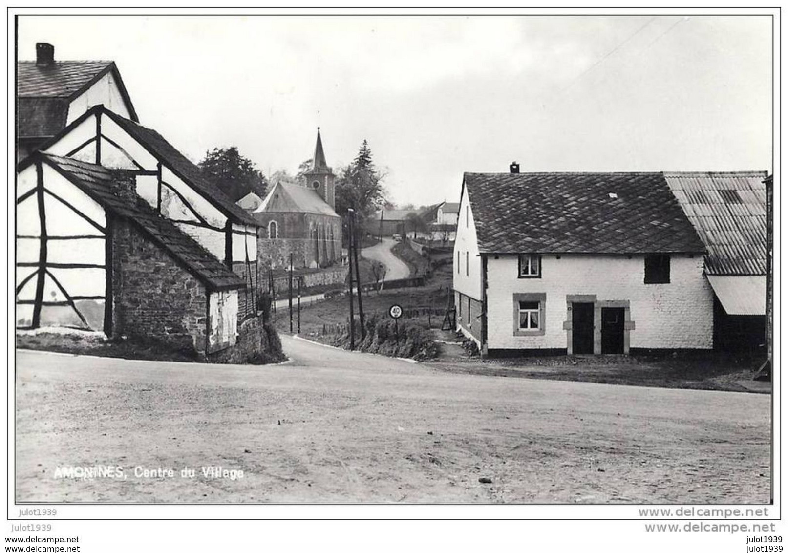 AMONINES ..-- Le Centre Du Village . - Erezée