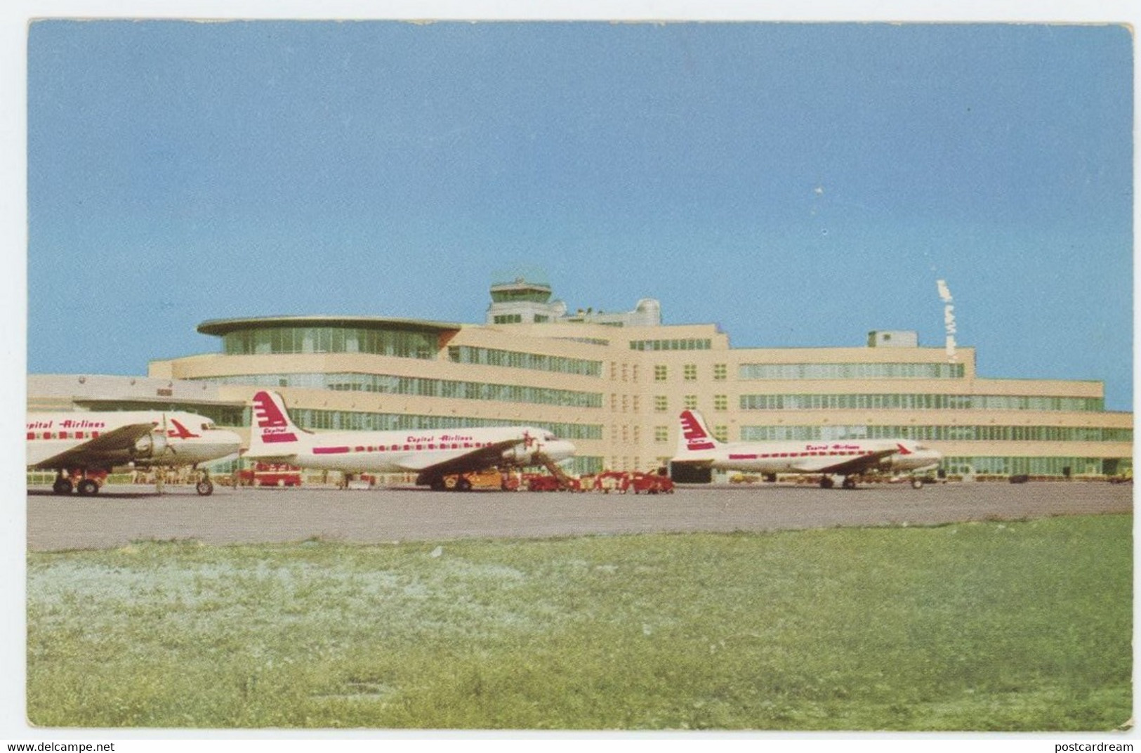 Pittsburgh International Airport CAPITAL AIRLINES PROP Postcard - Pittsburgh