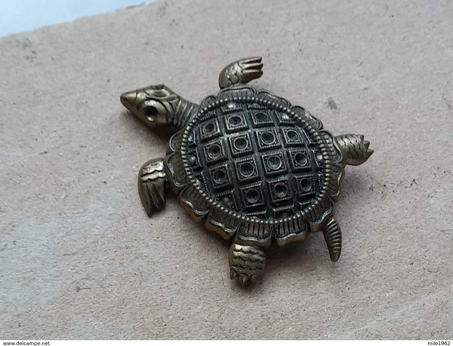 Turtle, Tortue, Broche, Brooch, Dimension 4x3,5 Cm - Brooches