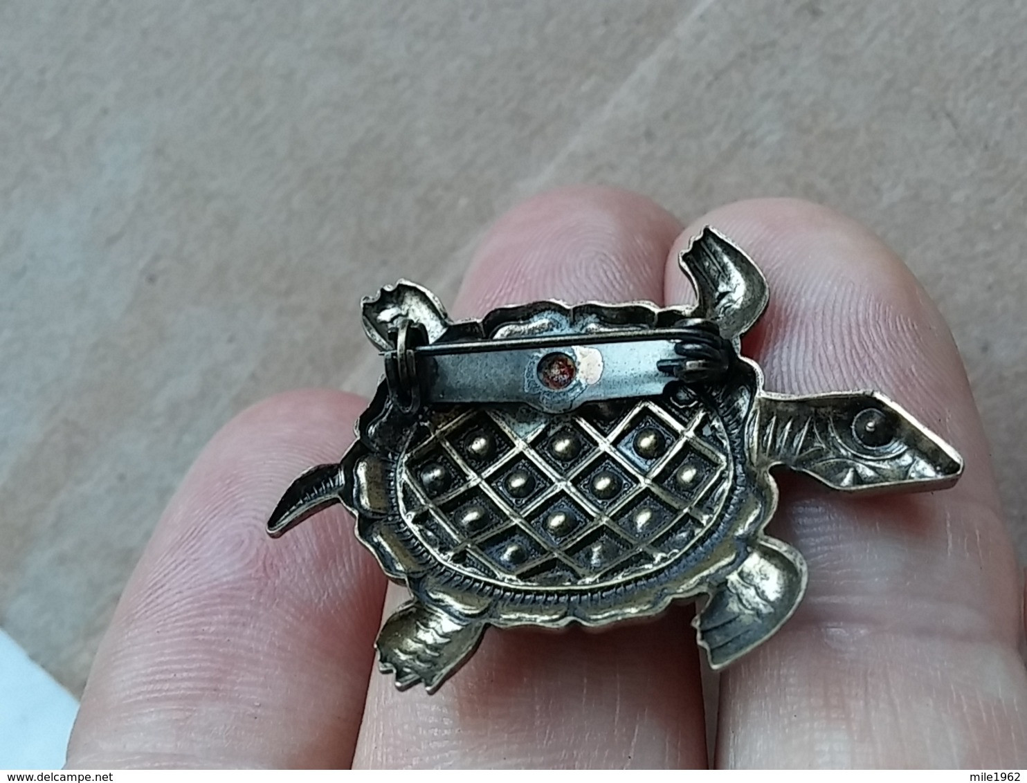 Turtle, Tortue, Broche, Brooch, Dimension 4x3,5 Cm - Brooches