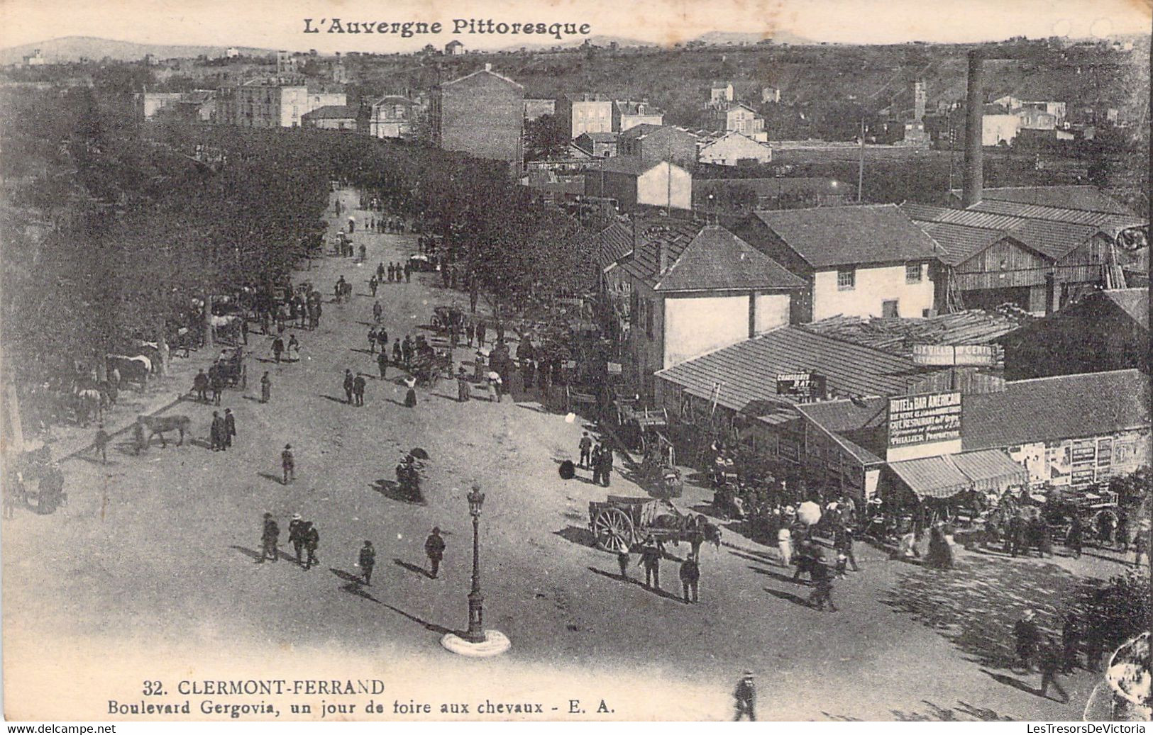 MARCHES - CLERMONT FERRAND - Boulevard Gergovia - Un Jour De Foire Aux Chevaux - Carte Postale Ancienne - Marktplaatsen