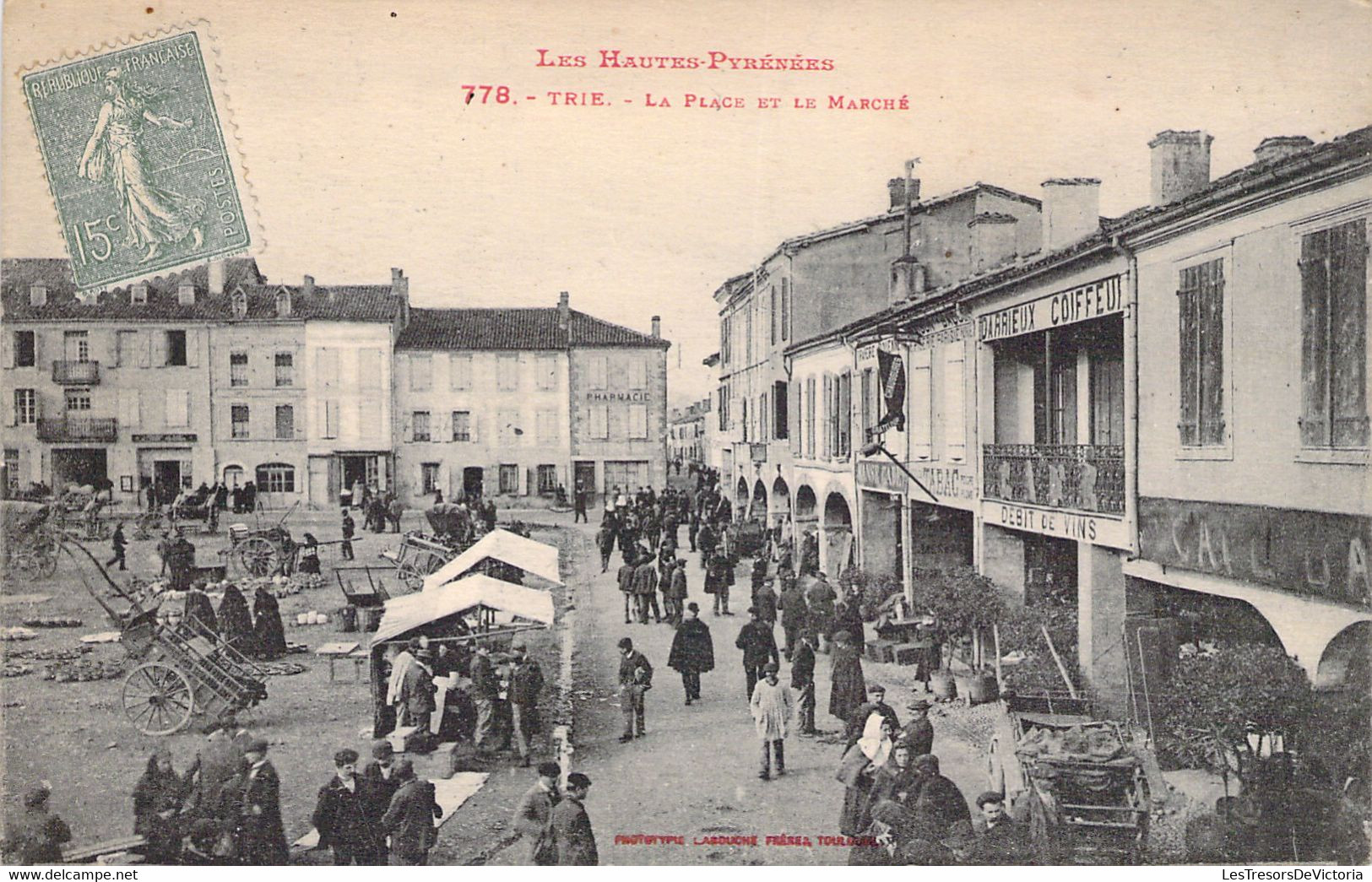 MARCHES - TRIE - La Place Et Le Marché - Carte Postale Ancienne - Marktplaatsen