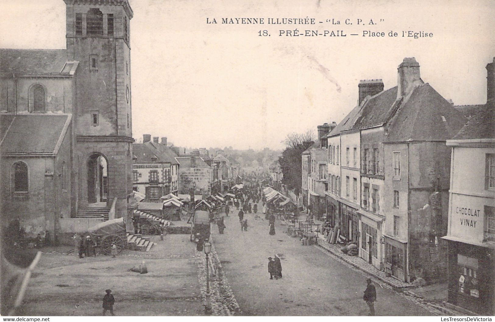 MARCHES - PRE EN PAIL - Place De L'église - Carte Postale Ancienne - Mercados