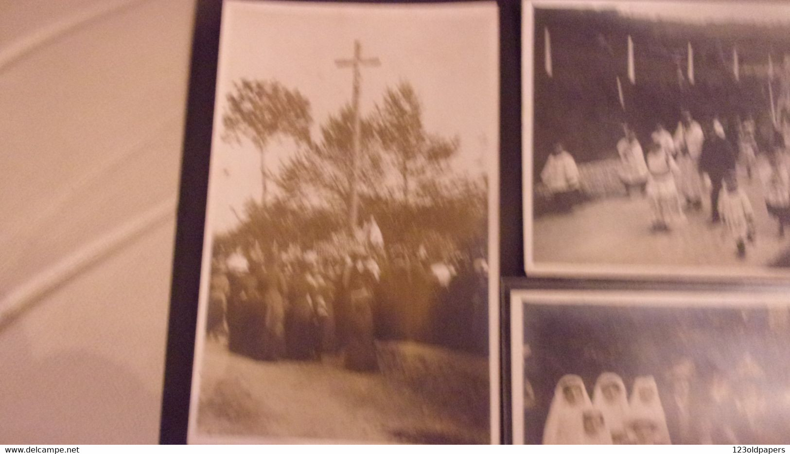 TOP LOT DE 13 CARTES PHOTO  PAR H DENANT HOULGATE PROCESSION COMMUNION EGLISE PRETRE ENFANTS...