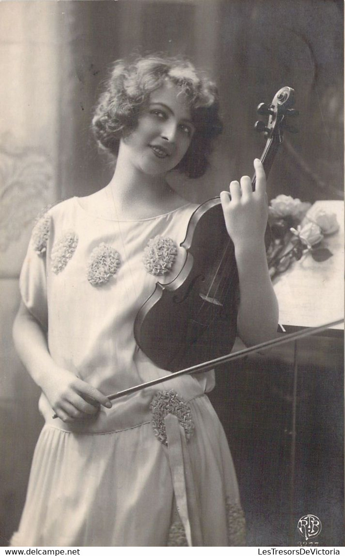 MUSIQUE - Violoniste - Carte Postale Ancienne - Music And Musicians