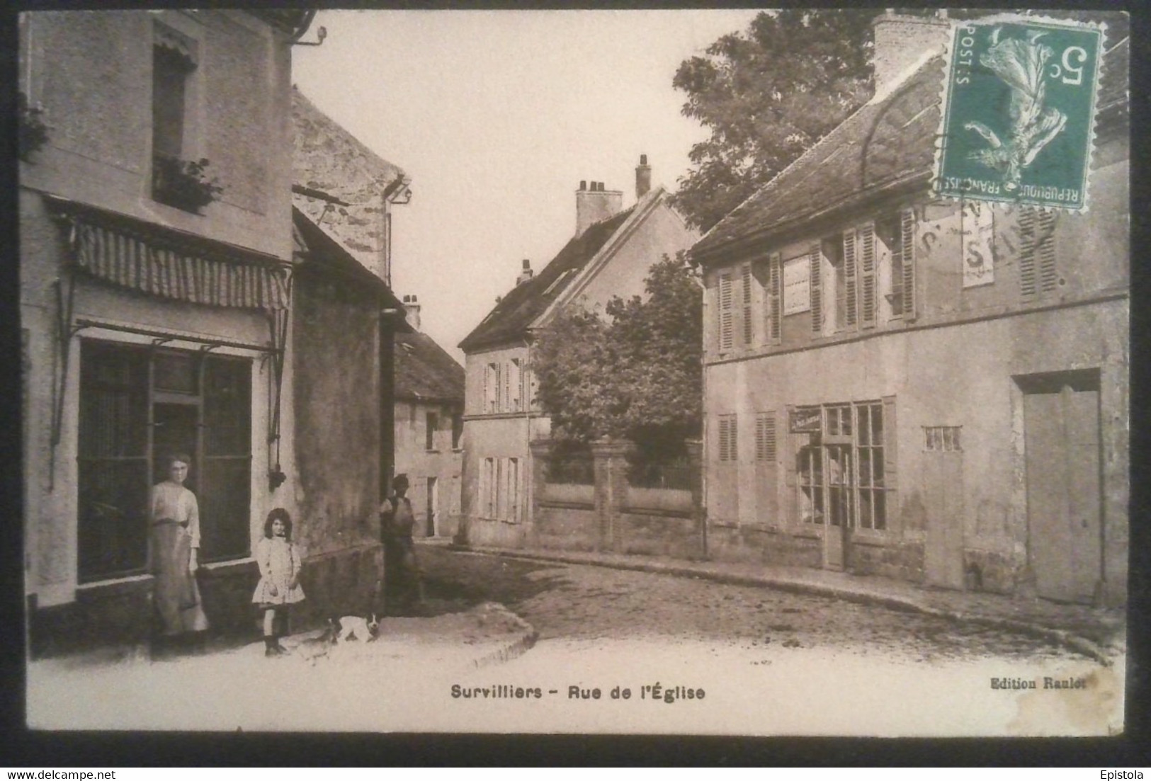 ► Cpa  SURVILLIERS  Rue De L'Eglise.  Animation - Survilliers