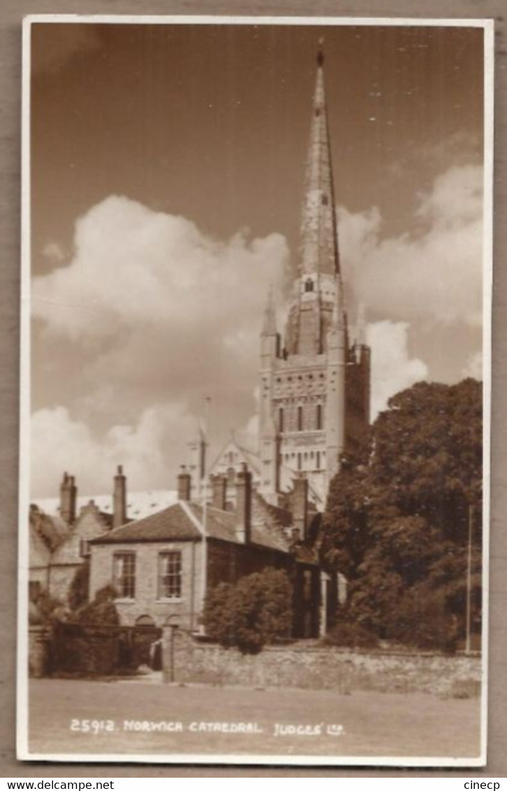 CPSM ANGLETERRE - NORWICH - Cathedral - TB PLAN EDIFICE RELIGIEUX - Norwich