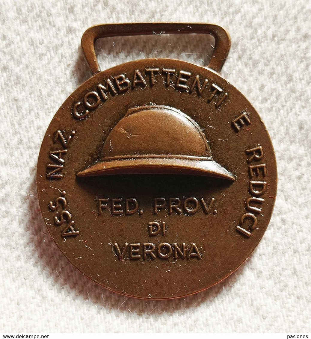 Medaglia Associazione Nazionale Combattenti Reduci Fed.Prov. Di Verona 1915 - 24 Maggio 1965 - Profesionales/De Sociedad