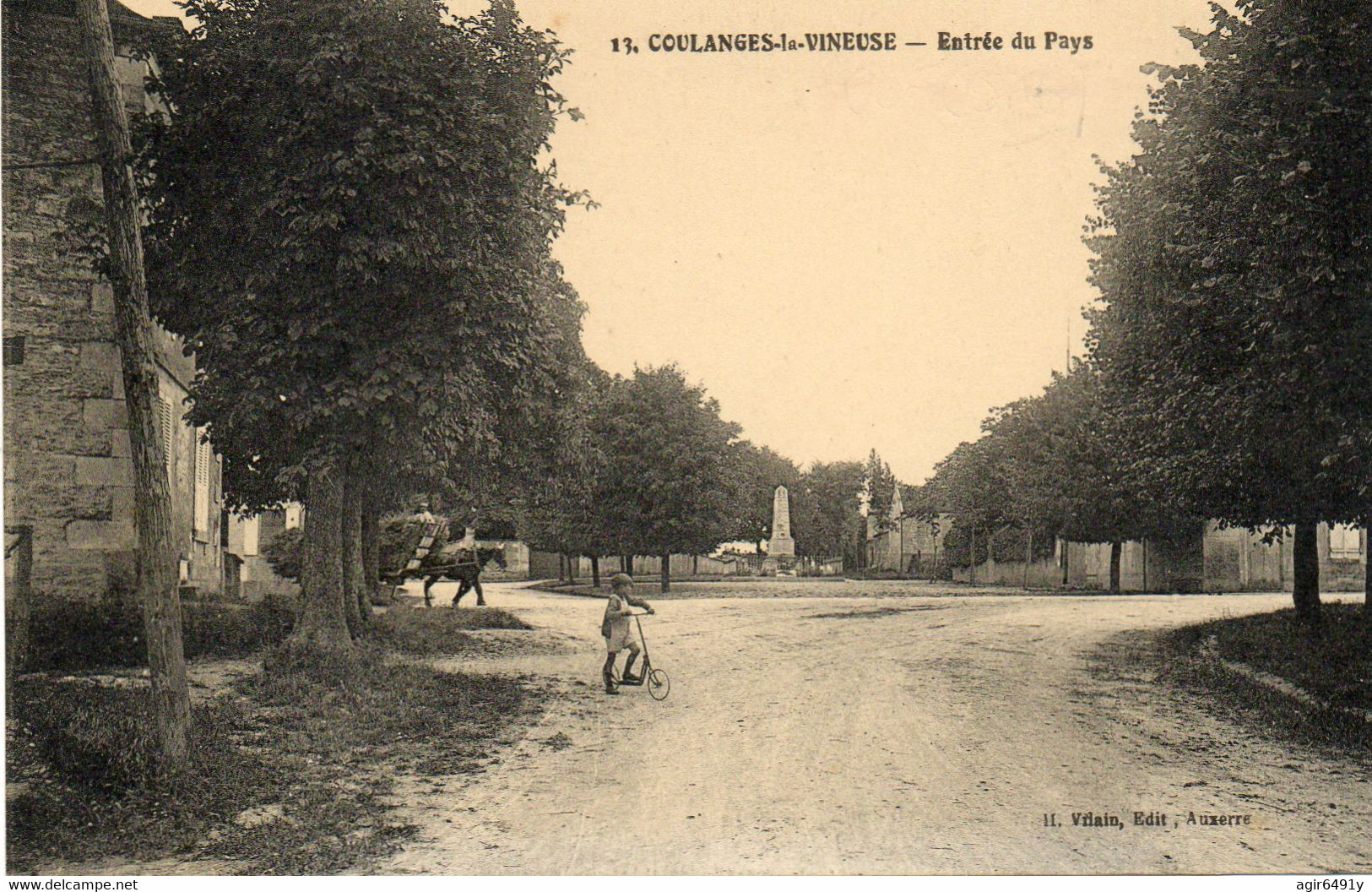 - COULANGES La VINEUSE (89) -  L'entrée Du Pays  (enfant Et Trottinette)  -25157- - Coulanges La Vineuse