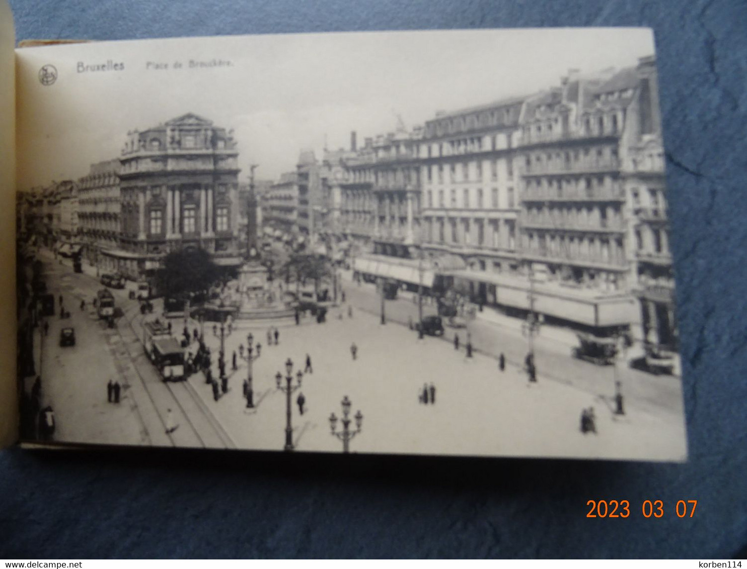 VERZAMELING BRUSSELSE GEBOUWEN EN MONUMENTEN   15  X   9  CM