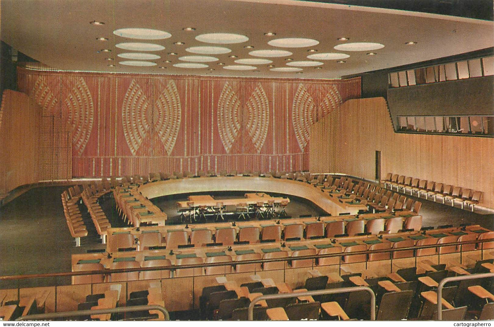 Postcard USA United States NY United Nations HQ UN Council Chamber - Piazze