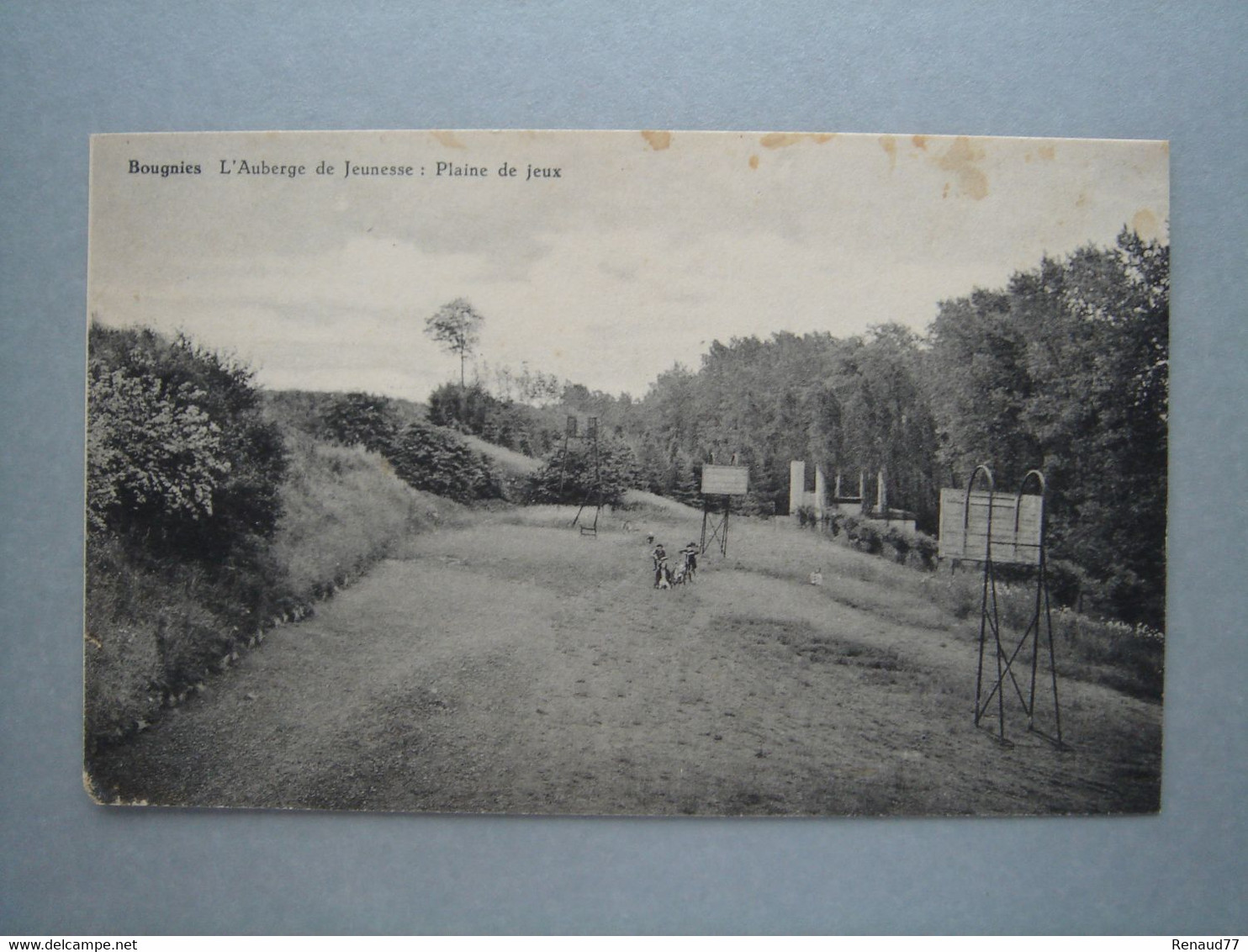 Bougnies - L'Auberge De Jeunesse : Plaine De Jeux - Quévy