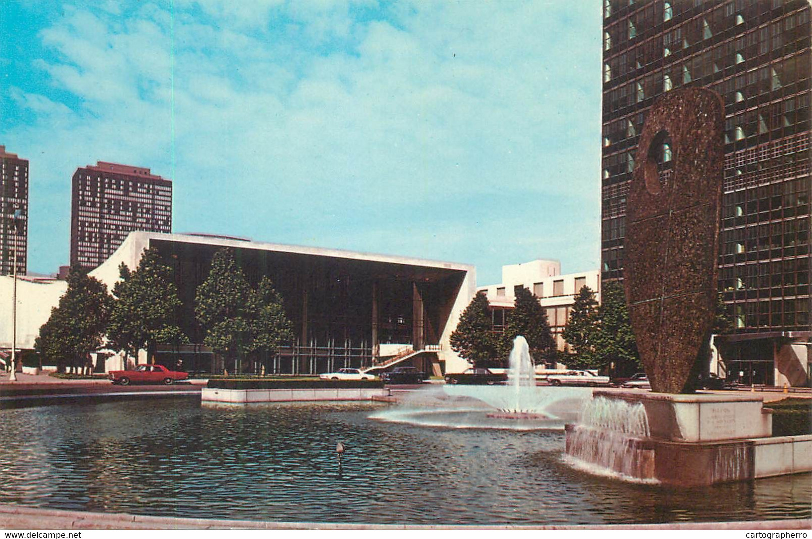 Postcard USA United States NY United Nations HQ UN Entrance - Places & Squares
