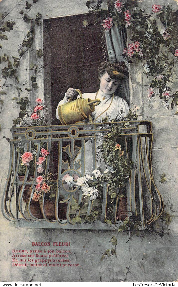 FEMMES - Balcon Fleuri - Rosine Assise à Son Balcon Arrose Ses Fleurs Préférées - Carte Postale Ancienne - Femmes