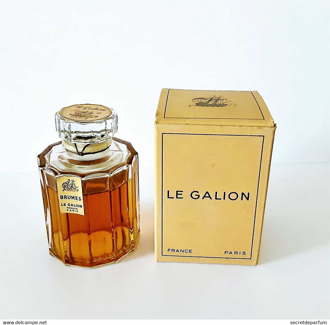 Flacon De Parfum  BRUMES  De LE GALION Hauteur Totale 7.5 Cm + Boite - Donna