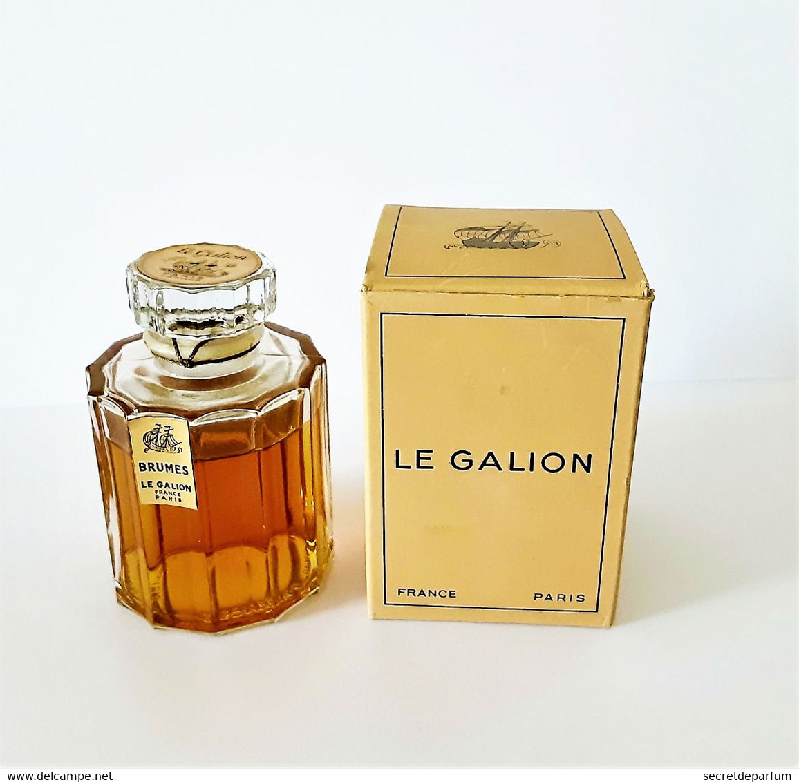 Flacon De Parfum  BRUMES  De LE GALION Hauteur Totale 7.5 Cm + Boite - Donna