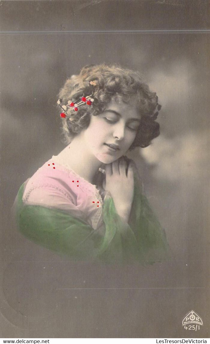 Photographie - Femme - Coiffure - Epingle à Cheveux - Carte Postale Ancienne - Fotografie