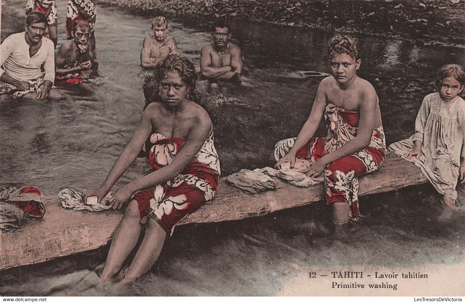 TAHITI - Lavoir Tahitien - Colorisé Et Animé - Edition R R - Carte Postale Ancienne - - Tahiti