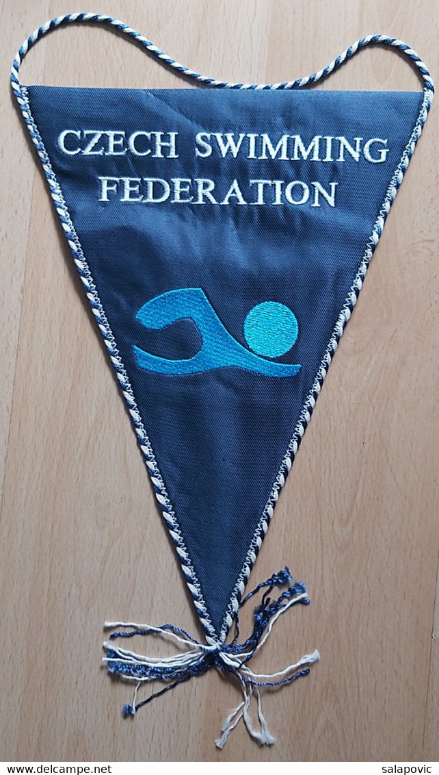 Czech Swimming Federation Czech Republic  PENNANT, SPORTS FLAG  SZ74/60 - Natación