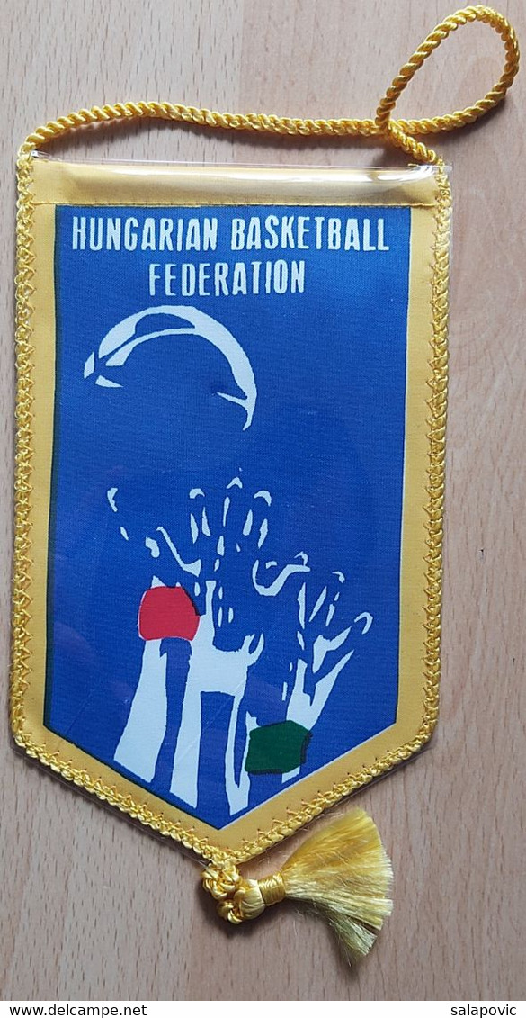 Hungary Basketball Association  PENNANT, SPORTS FLAG  SZ74/70 - Habillement, Souvenirs & Autres