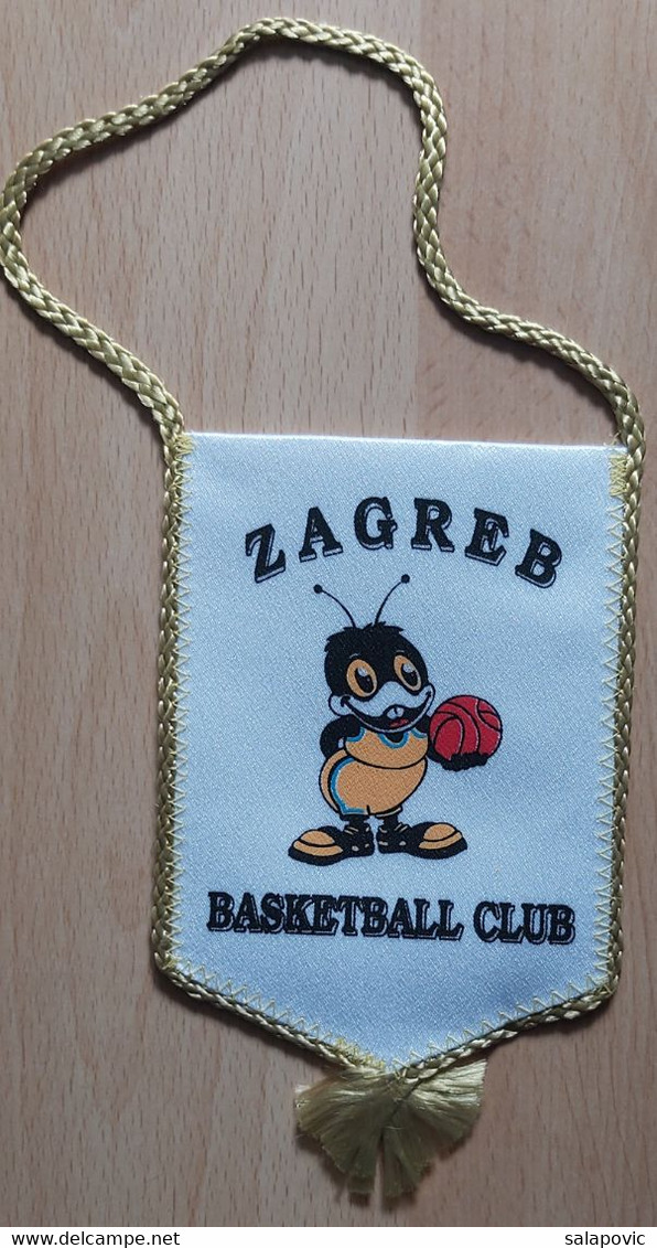 Zagreb Basketball Club Croatia  PENNANT, SPORTS FLAG  SZ74/70 - Kleding, Souvenirs & Andere